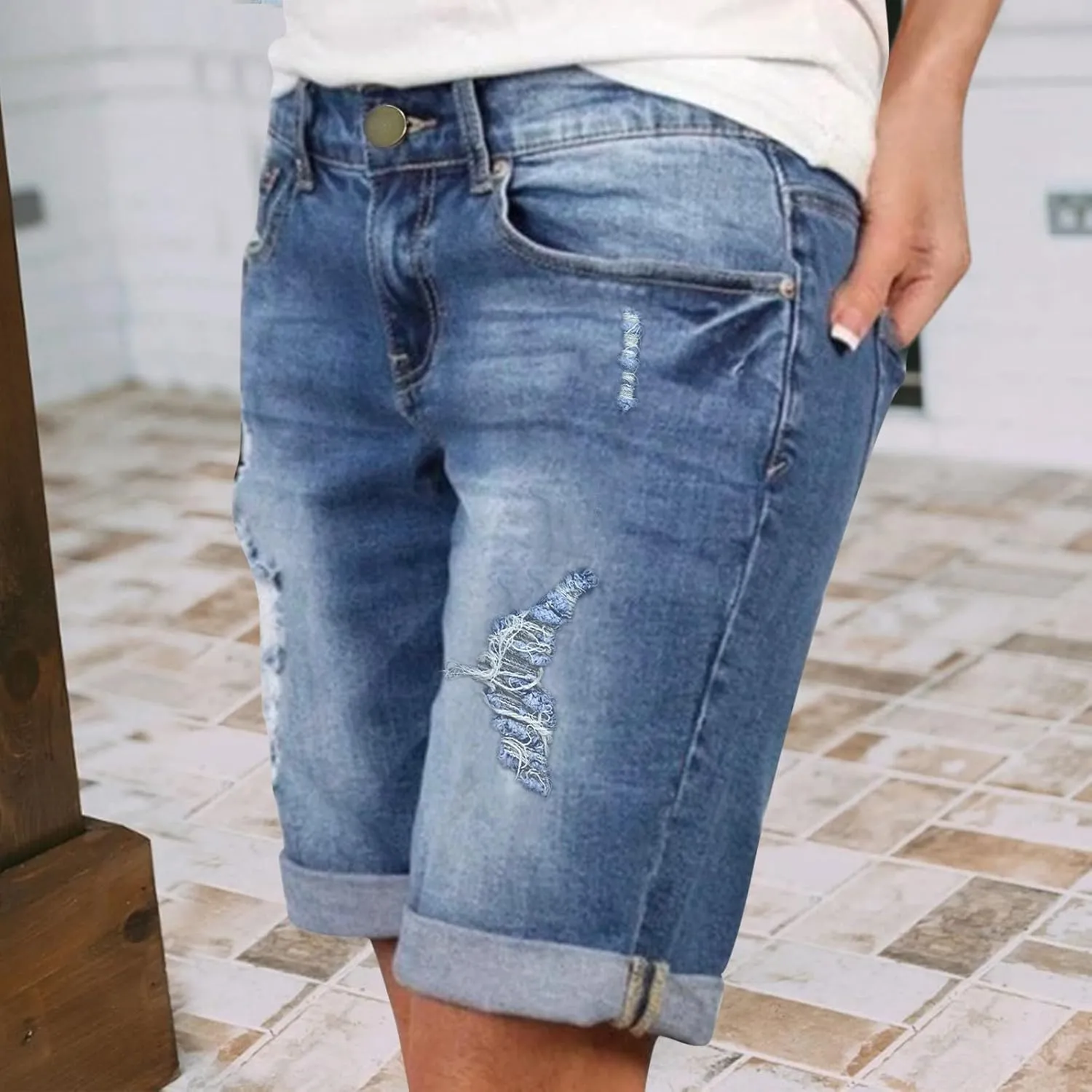 Women's Ripped Denim Shorts with Pockets,High-Waisted Stretch Fit,Distressed Hem Casual Summer Style